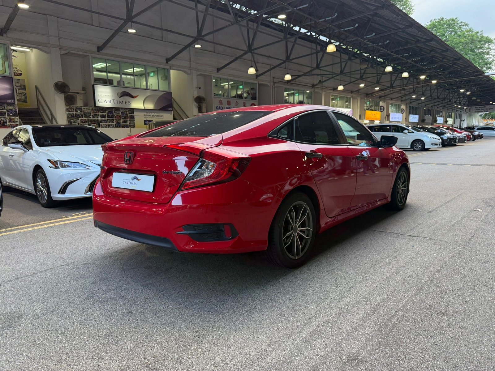 Honda Civic 1.6 VTi photo 2